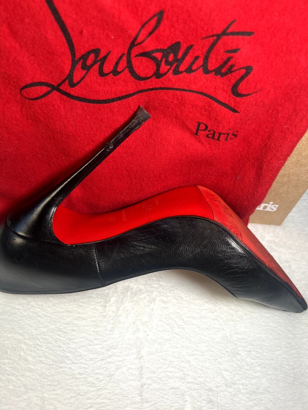 Christian Louboutin Pigalle 100 mm Pumps - Nappa leather - Black - W sz 37EU/7